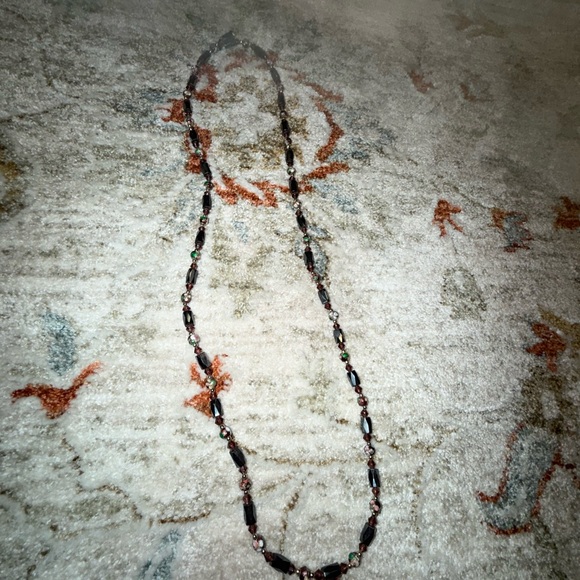 Elegant Black and Gold Magnet Hermatite Beaded Necklace - Picture 2 of 5